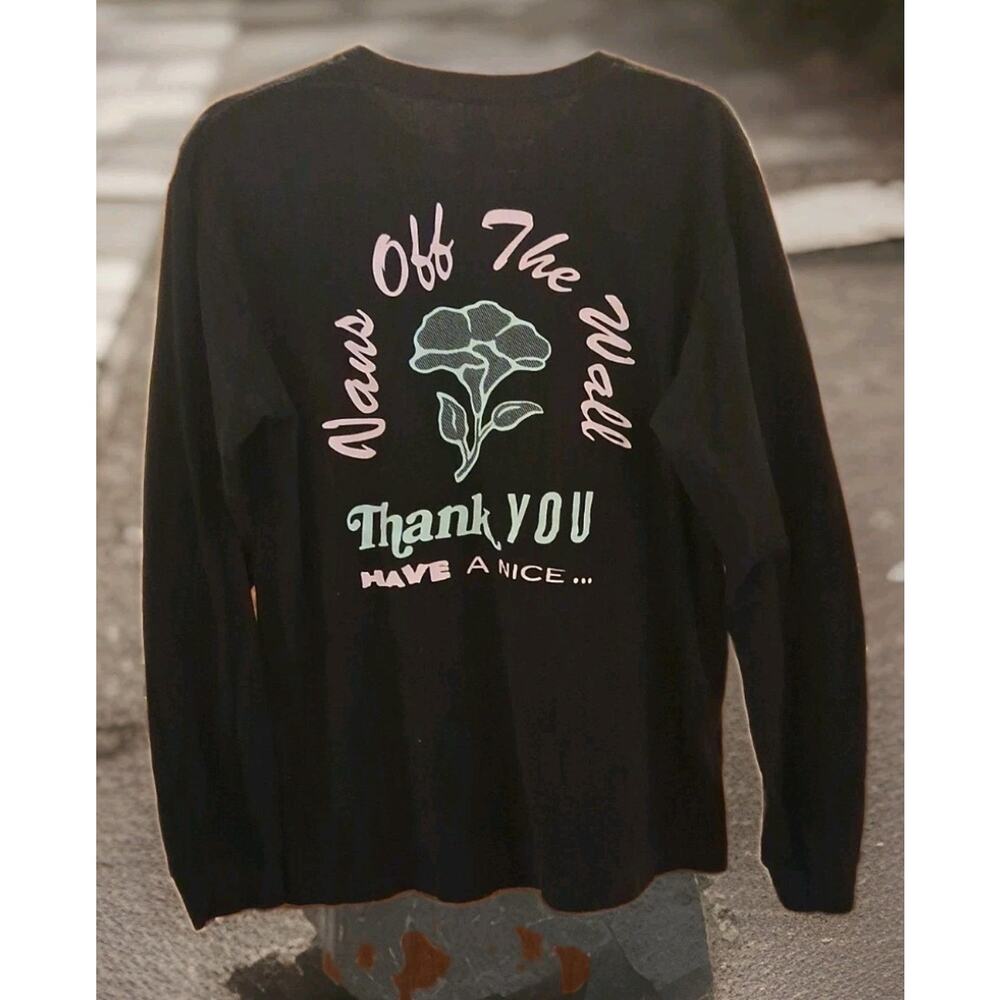 VANS Morning Glory Flower Black Men’s Medium Long Sleeve Shirt
